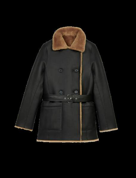 Manteau en cuir et ceinture amovible, Maje, 1 295 €.