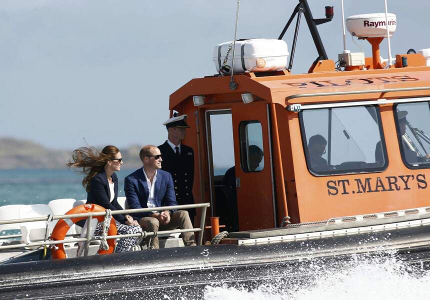 Le prince William et Kate Middleton à bords du Saint Mary's boat pour se rendre sur l'île de Saint Martin, le 2 septembre 2016
