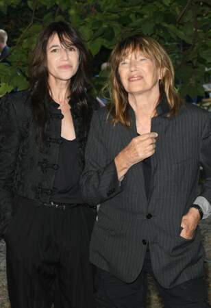 Charlotte Gainsbourg et sa mère Jane Birkin sont venues au Festival d'Angoulême pour la projection du documentaire Jane par Charlotte, le 27 août
