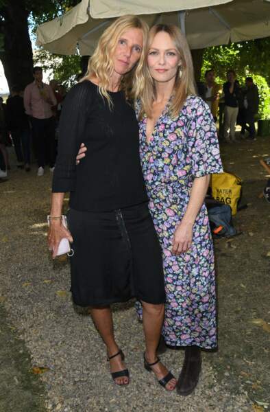 Sandrine Kiberlain et Vanessa Paradis, les deux amies réunies à Angoulême.