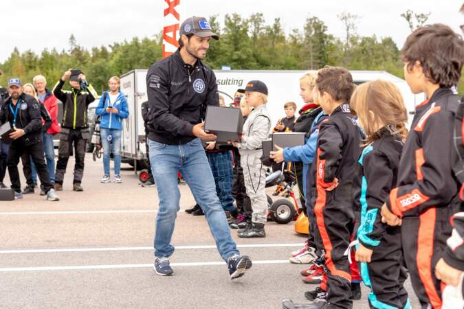 Le prince Carl Philip de Suède lors de la course de karting "Prins Carl Philips Racing Pokal"  le 29 août dernier au Motorpark à Eskilstuna