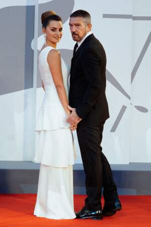 Penelope Cruz et Antonio Banderas à la première du film "Competencia oficial" lors du festival international du film de Venise, le 4 septembre