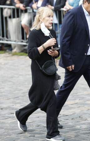 Candice Patou à son arrivée aux obsèques de Jean-Paul Belmondo, à l'église Saint-Germain-des-Prés, à Paris, le 10 septembre 2021
