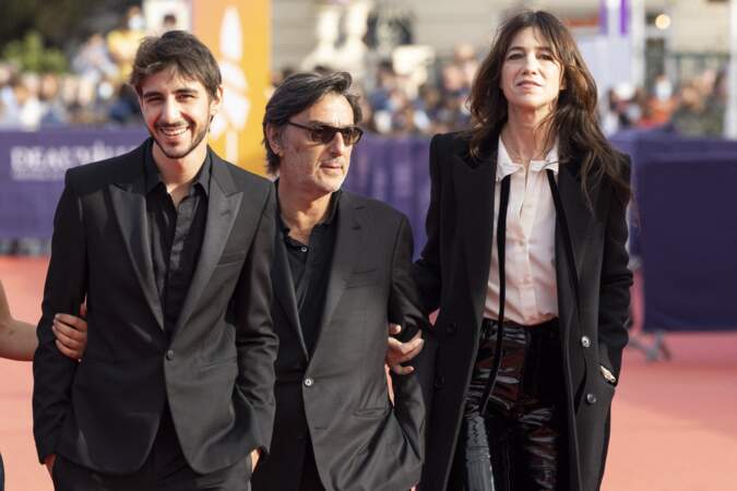 Ben Attal, Yvan Attal et Charlotte Gainsbourg réunis lors Festival du Cinéma Américain de Deauville