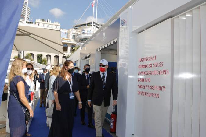 Le prince Albert II visite la 30e édition du Monaco Yacht Show le 24 septembre