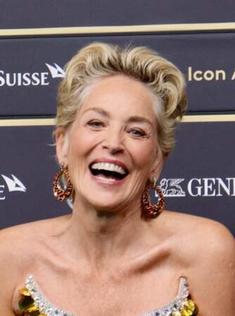 Avant elle, Juliette Binoche, Cate Blanchett, Glenn Close, mais aussi Arnold Schwarzenegger ont également remporté le Golden Icon Award.