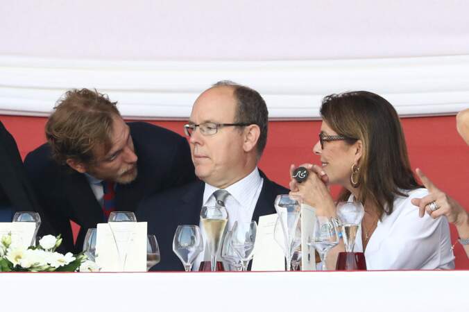 Andrea Casiraghi, le prince Albert II de Monaco et la princesse Caroline de Hanovre, le 25 juin 2016. 