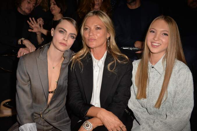 Cara Delevingne, Kate Moss et sa fille Lila Grace Moss au front row du défilé Dior Homme à Paris, le 17 janvier 2020.