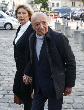 Jacques Seguela arrive à la messe funéraire en hommage à Bernard Tapie en l'église Saint-Germain-des-Prés à Paris, le 6 octobre 2021