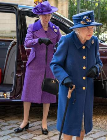 La reine Elizabeth II dAngleterre et la princesse Anne ont assisté ensemble à la cérémonie donnée à l'occasion du centenaire de la Royal British Legion, à Londres, le 12 octobre 2021.