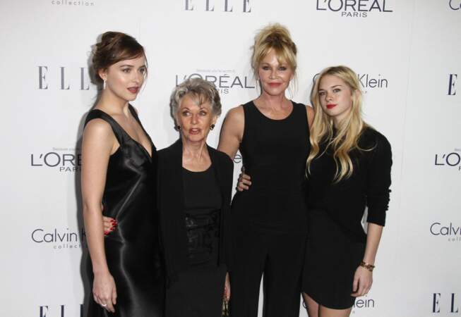Dakota Johnson, Tippi Hedren,  Melanie Griffith et Stella Banderas à Beverly Hills le 20 octobre 2015.