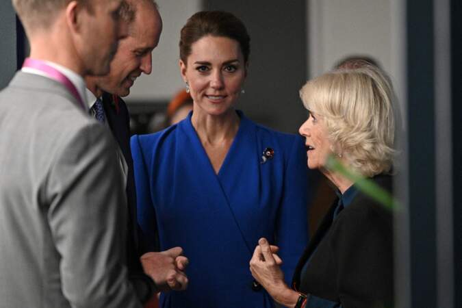 Le prince William, Kate Middleton et  Camilla Parker Bowles, discutent lors d'une réception en marge de la COP26.