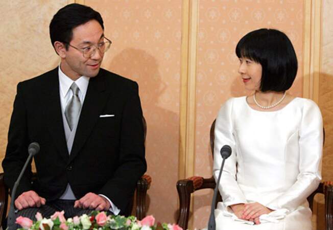 La princesse Sayako du Japon a également renoncé à son titre pour épouser un roturier en 2005. 