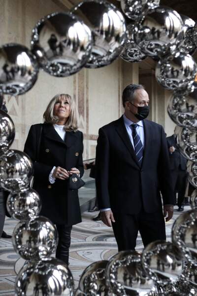 Brigitte Macron et l'époux de Kamala Harris.

