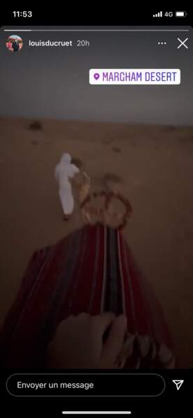 Louis Ducruet a posté une vidéo de sa balade à dos de chameau dans le désert de Dubaï. 