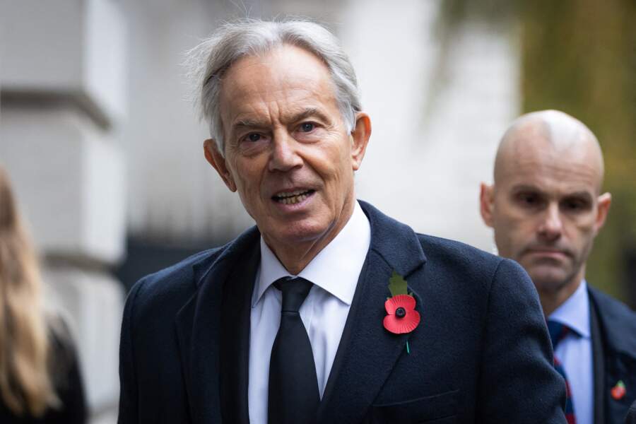 De nombreuses personnalités politiques avaient également fait le déplacement comme Tony Blair, l'ex Premier ministre anglais.