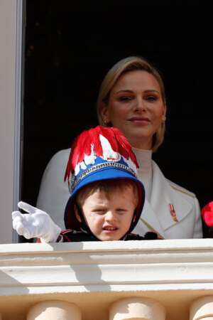 La princesse Charlène de Monaco et son fils le prince Jacques lors de la fête nationale monégasque, le 19 novembre 2019 à Monaco. 