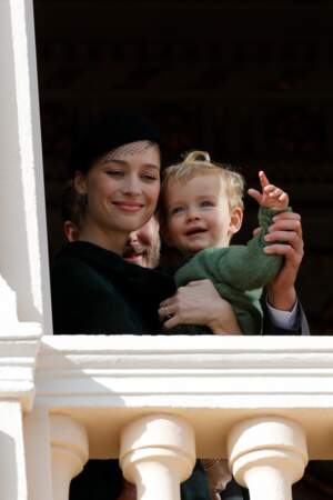 Beatrice Borromeo et son fils Francesco lors de la fête nationale monégasque, le 19 novembre 2019 à Monaco. 