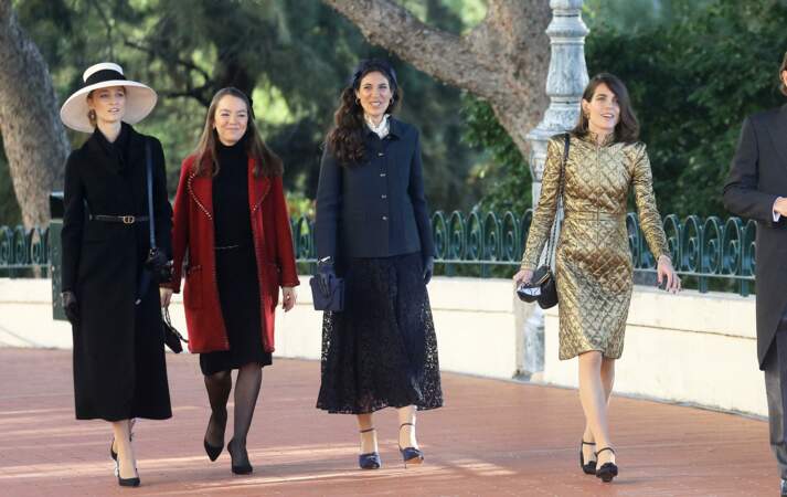 Beatrice Borromeo, Alexandra de Hanovre, Tatiana Santo Domingo et Charlotte Casiraghi rejoignent Albert de Monaco pour la la fête nationale de Monaco le 19 novembre 2021.