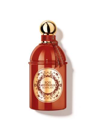 Eau de parfum Bois Mystérieux, Les Absolus d'Orient, Guerlain, 159€, guerlain.com