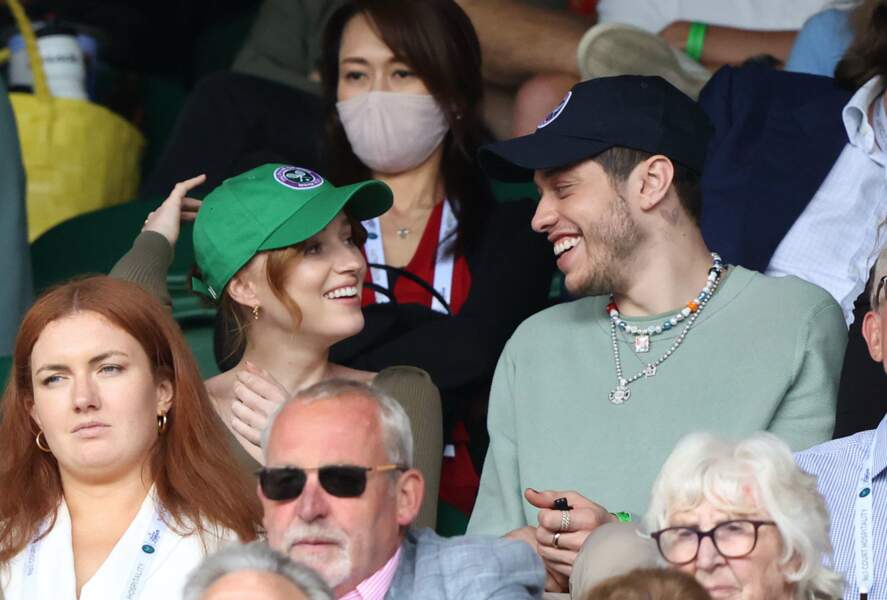 De son côté, Phoebe Dynevor a été en couple avec l'humoriste Pete Davidson avant de rencontrer le fils cadet de Will Smith. L'actrice et son ex au tournoi de tennis de Wimbledon, le 3 juillet 2021.
