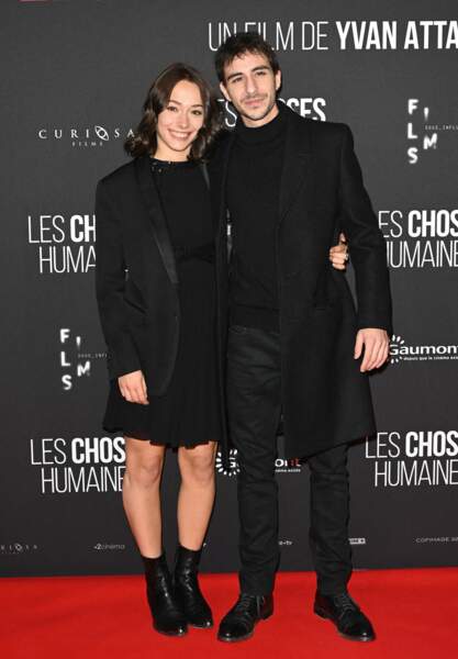 Suzanne Jouannet (habillée en Celine) et Ben Attal, en total look noir.
