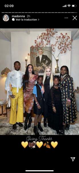 Madonna avec ses cinq enfants pour  Thanksgiving. 