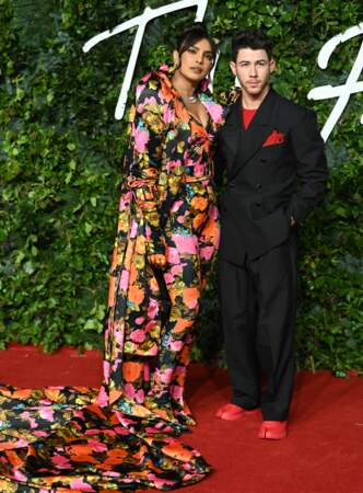 Priyanka Chopra et son mari Nick Jonas lors des British Fashion Awards 2021 à Londres, le 29 novembre.