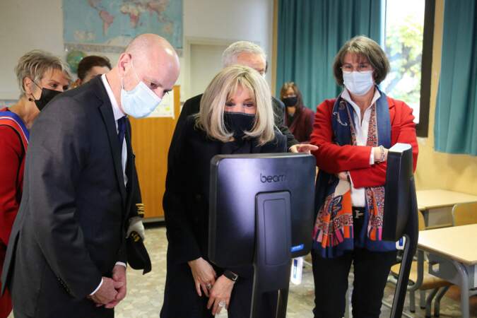 Brigitte Macron et Jean-Michel Blanquer investis auprès des enfants malades, ce 3 décembre