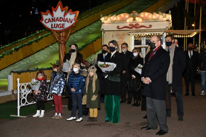Le prince Albert a décidé d'emmener ses jumeaux au marché de Noël de Monte-Carlo pour le premier week-end de décembre, ce vendredi 3 décembre