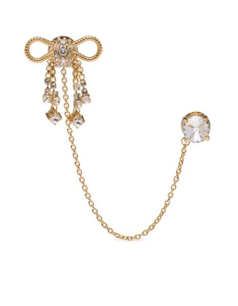 Broche à ornements en cristal plaqué or, métal détail drapé, boucle déployante dissimulée, Miu Miu, 400€