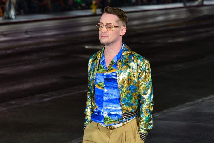 Macaulay Culkin en train de défiler pour la "Gucci Love Parade" de New York, le 2 novembre 2021.