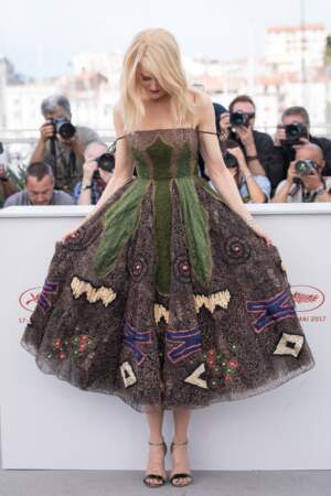 Nicole Kidman à Cannes en 2017 dans une robe Dior en tulle brodée de raphia et de perles