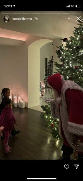 Chez les Kardashian-Jenner, on dirait que le père Noël est passé, pour le plus grand plaisir des enfants ! 