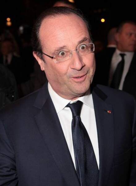 François Hollande avec une tête étonné 