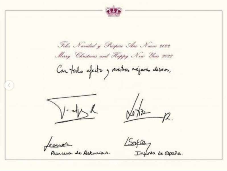 Toute la famille royale espagnole a également signé la carte de voeux. 