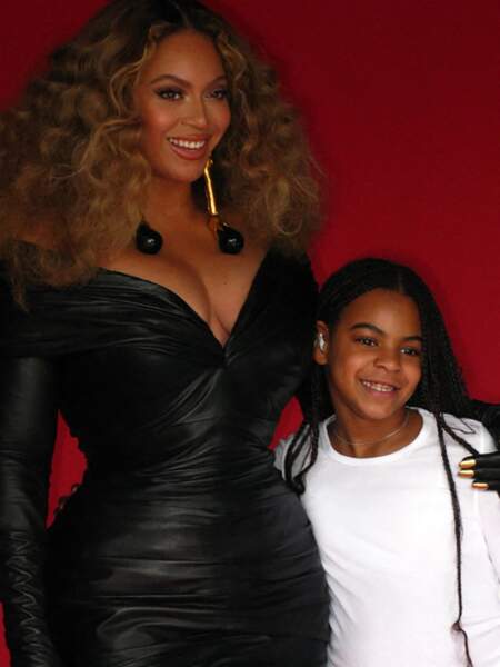 En 2021, Blue Ivy Carter est à l'âge de 9 ans la plus jeune lauréate d'un Grammy Award pour sa participation au clip de sa mère Beyoncé "Brown Skin Girl". 
