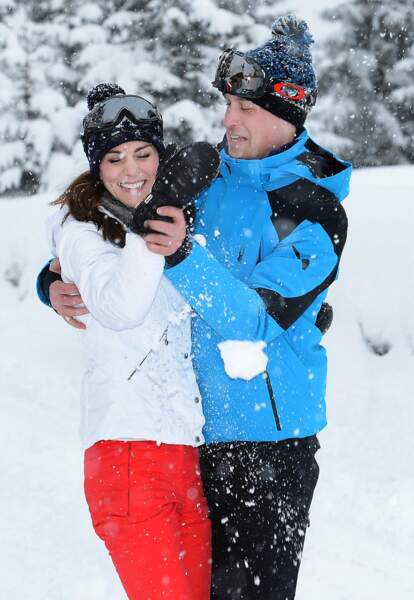 Kate Middleton en tenue de ski avec le prince William en 2016