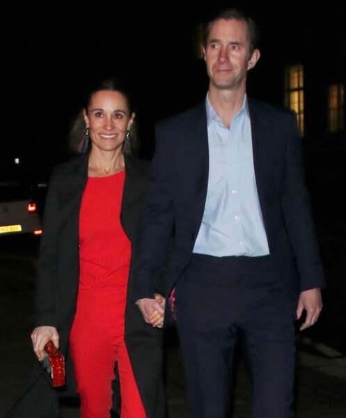Pippa Middleton et son mari James Matthews arrivent au spectacle "Luzia" du cirque du Soleil au royal Albert Hall à Londres le 13 janvier 2022