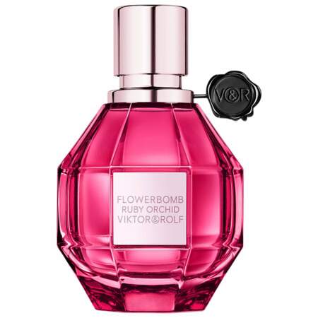 Eau de parfum Flowerbomb Ruby Orchid, 149 €, viktor-rolf.com.