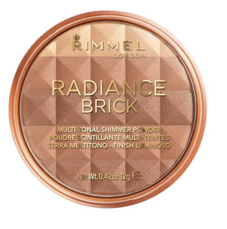 Poudre bronzante shine Radiance Brick, Rimmel London, 10,90€ disponible en GMS et chez Monoprix