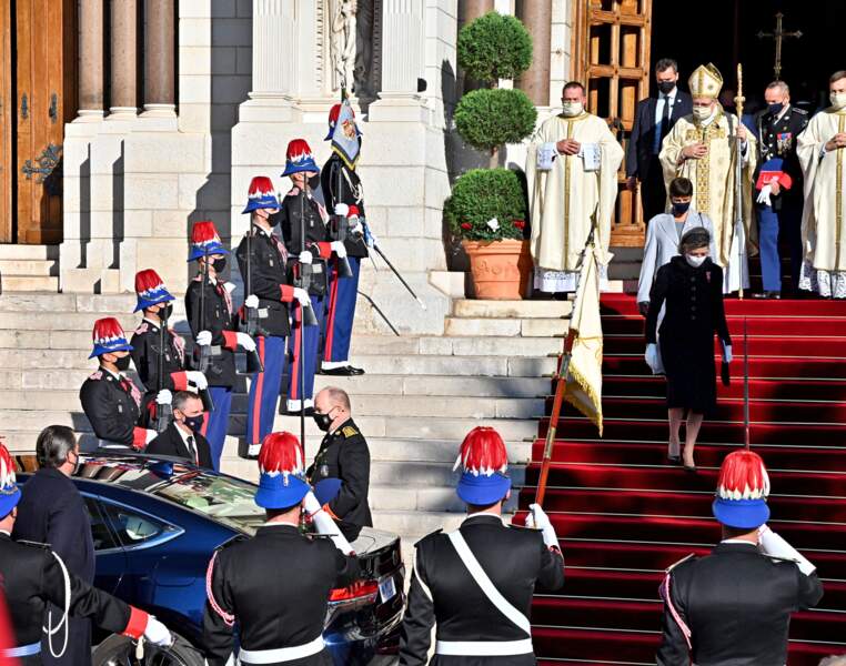 Stéphanie de Monaco et Caroline de Hanovre, après la messe d'action de grâce avec Te Deum en la Cathédrale de Monaco, le 19 novembre 2021. 