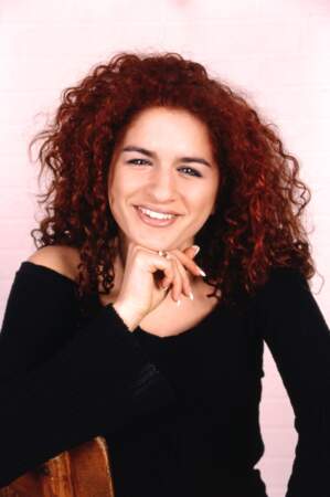 En 1999, Larusso connaît un succès fulgurant avec la reprise du titre "Tu m'oublieras". Elle a vendu près de 2 millions de disques au cours de sa carrière. 