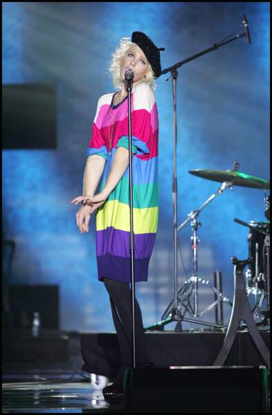Micky Green en 2018 avec sa robe arc-en-ciel