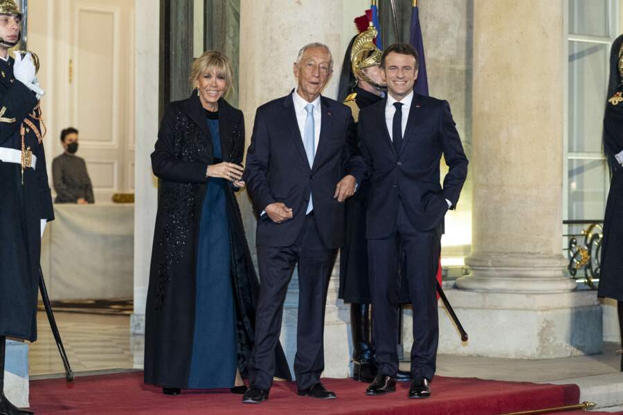 Brigitte Macron, Marcelo Rebelo De Sousa, président du Portugal et  Emmanuel Macron, à l'Elysée le 11 février 2022.