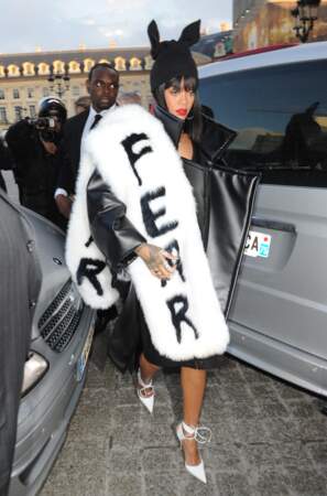 Rihanna à la Fashion Week à Paris,  le 1er mars 2014