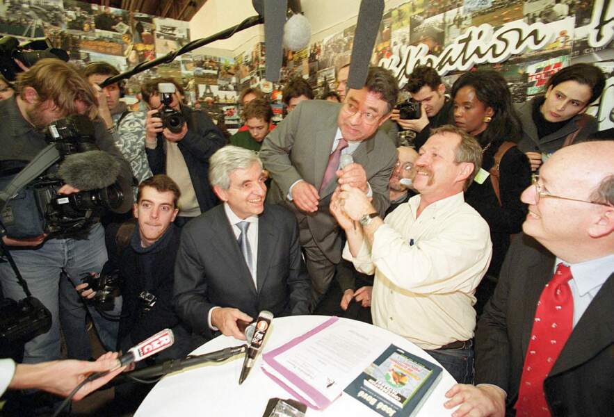 José Bové et Jean-Pierre Chevènement au Salon de l'Agriculture le 28 février 2002