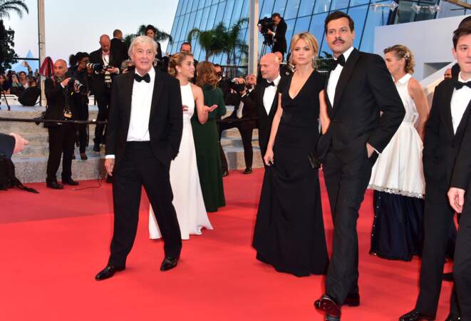 Alice Isaaz, Christian Berkel, Paul Verhoeven, Isabelle Huppert, Virginie Efira, Laurent Lafitte lors du 69ème Festival International du Film de Cannes, le 21 mai 2016.  