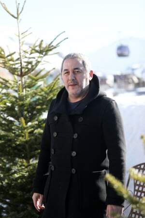 Ahmed Hamidi lors du photocall lors de la 25ème édition du Festival international du film de comédie de l'Alpe d'Huez le 20 janvier 2022.