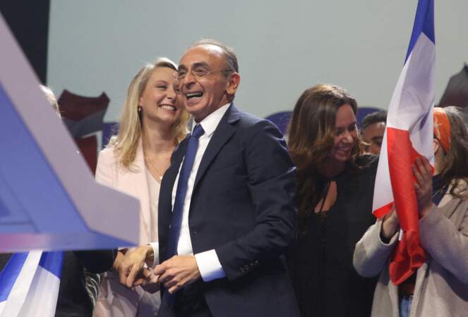 Eric Zemmour, Marion Maréchal  Sarah Knafo lors du Meeting de Eric Zemmour, candidat à l'élection présidentielle, au Zénith de Toulon le 6 mars 2022.